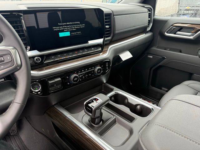 New 2026 Chevrolet Silverado 1500 RST w/ Dark Appearance Package image 46