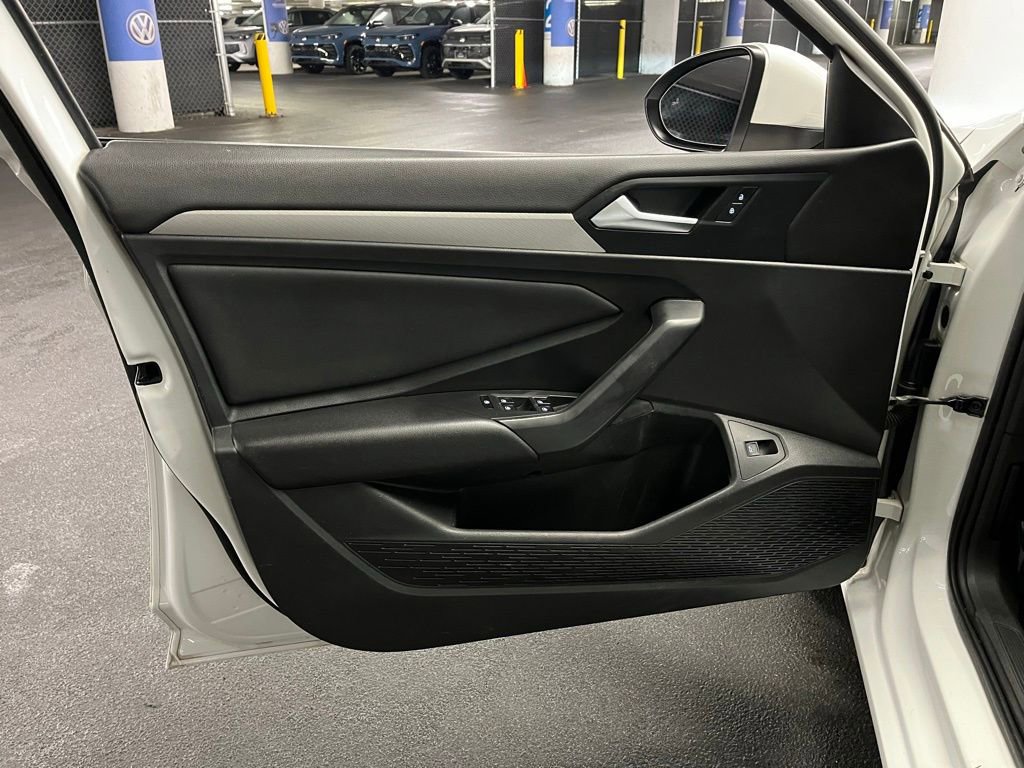 Used 2019 Volkswagen Jetta S w/ Driver Assistance Package FWD image 14