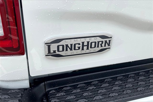 New 2025 RAM 2500 Limited image 19