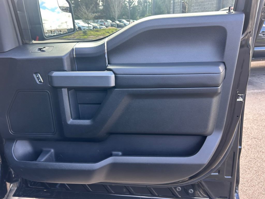 Used 2018 Ford F150 XLT w/ Equipment Group 302A Luxury image 25