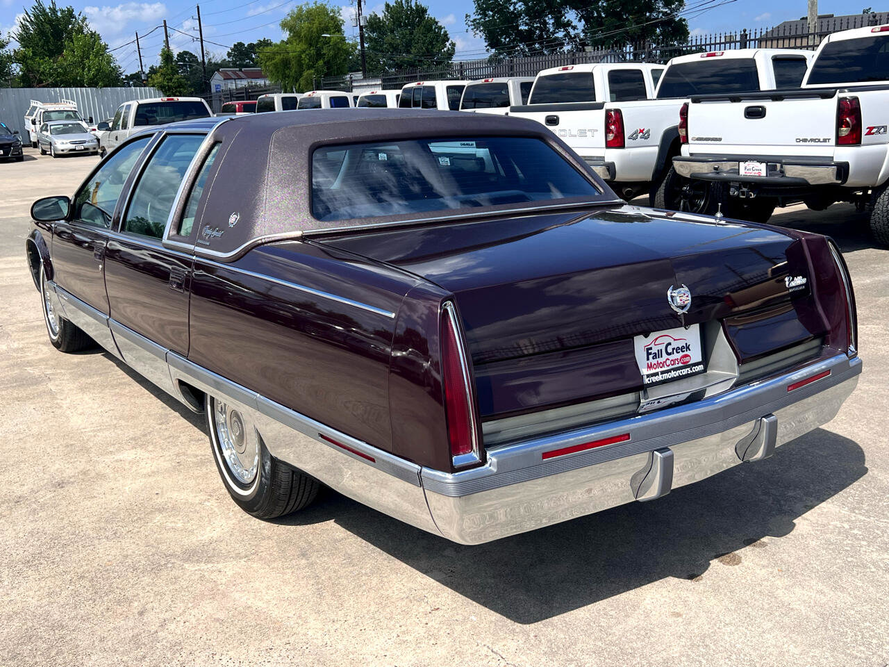Used 1996 Cadillac Fleetwood Brougham image 5