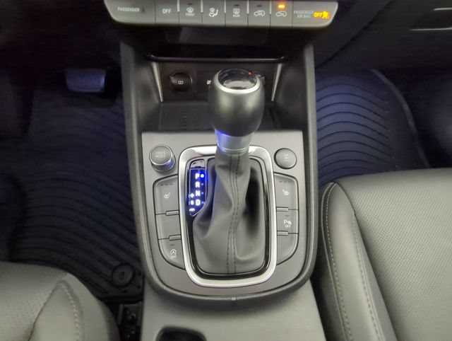 Used 2023 Hyundai Kona Limited w/ Cargo Package AWD/4WD image 30