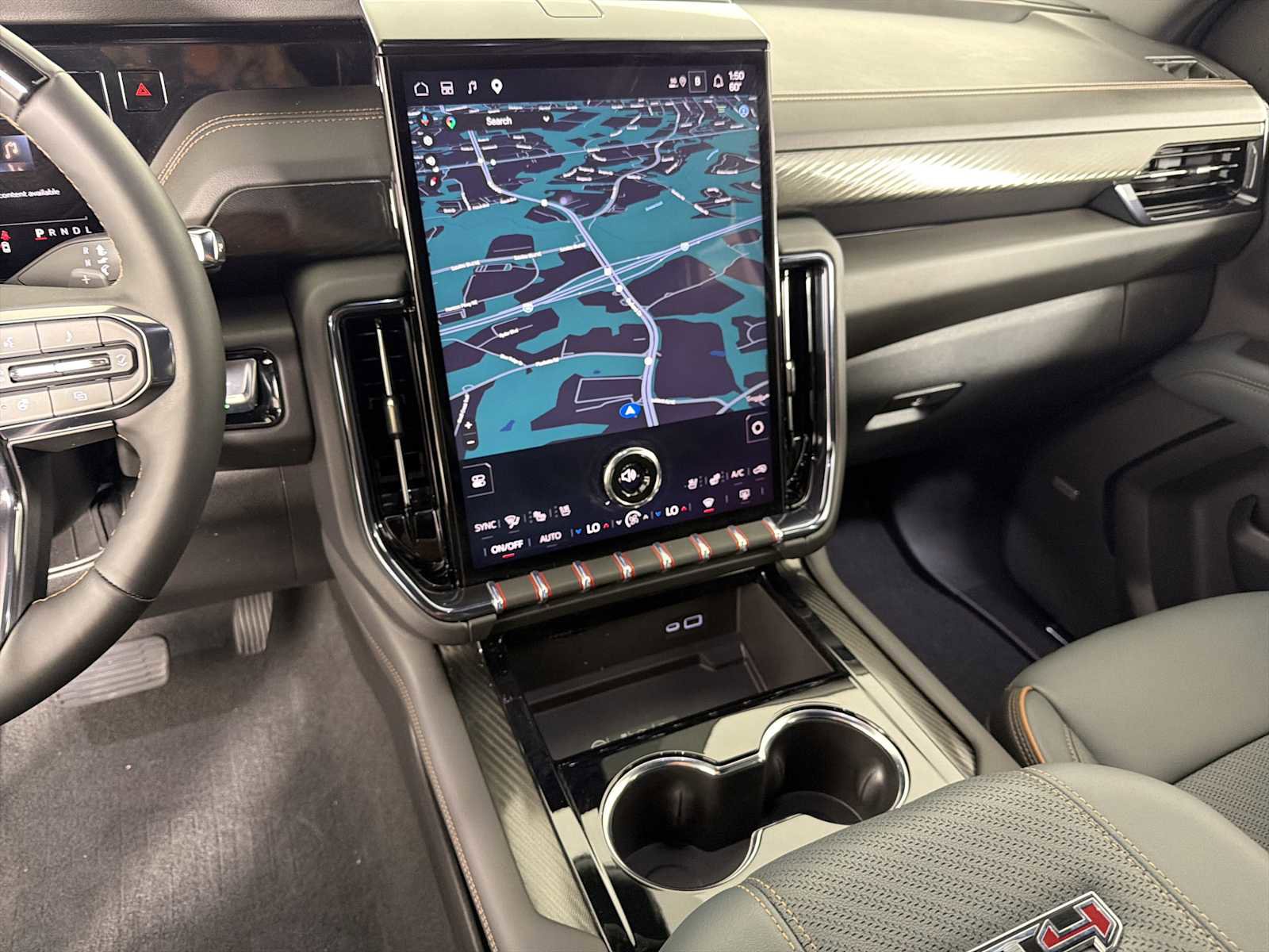 Certified 2025 GMC Yukon XL AT4 w/ AT4 Premium Plus Package image 32