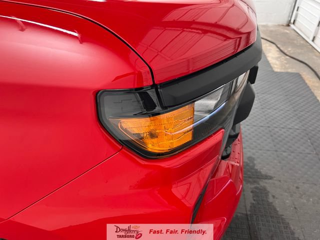 New 2026 Chevrolet Silverado 1500 Custom w/ Turbomax Blackout Package AWD/4WD image 10