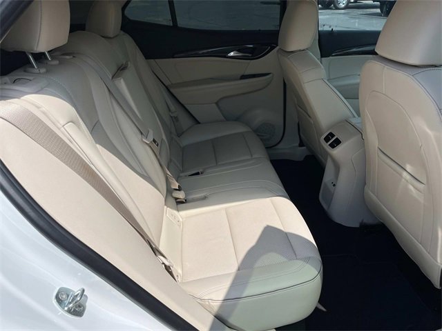 Used 2023 Buick Envision Essence image 23