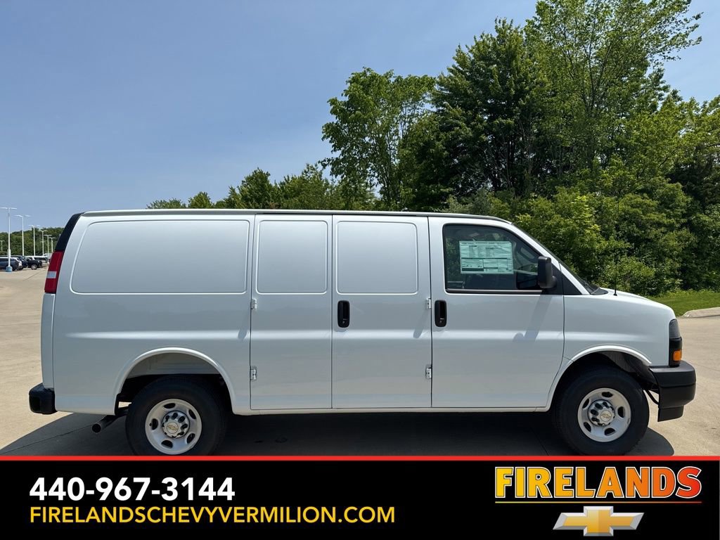 New 2025 Chevrolet Express 2500 w/ Driver Convenience Package image 11