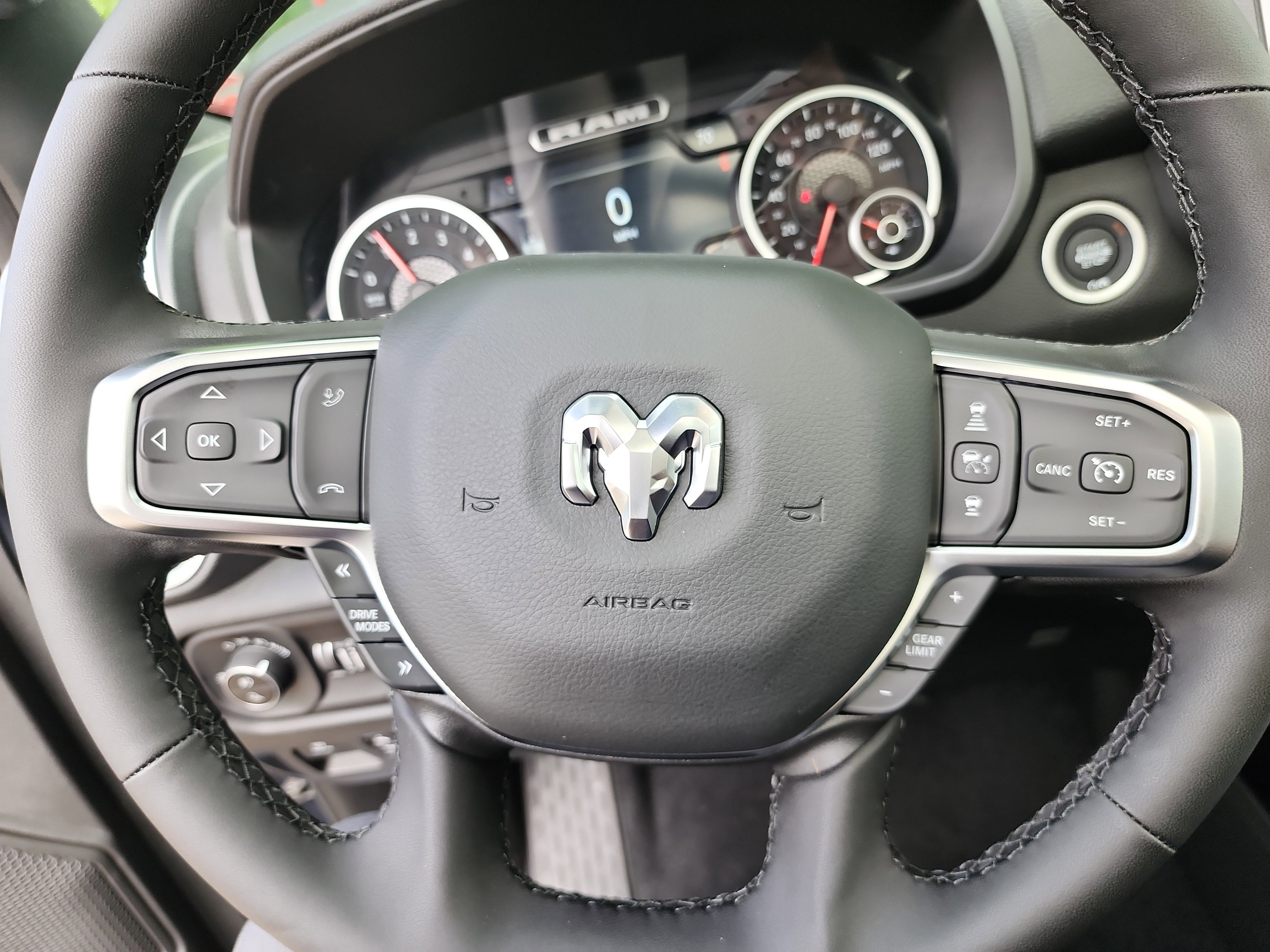 New 2026 RAM 1500 Big Horn AWD/4WD image 10