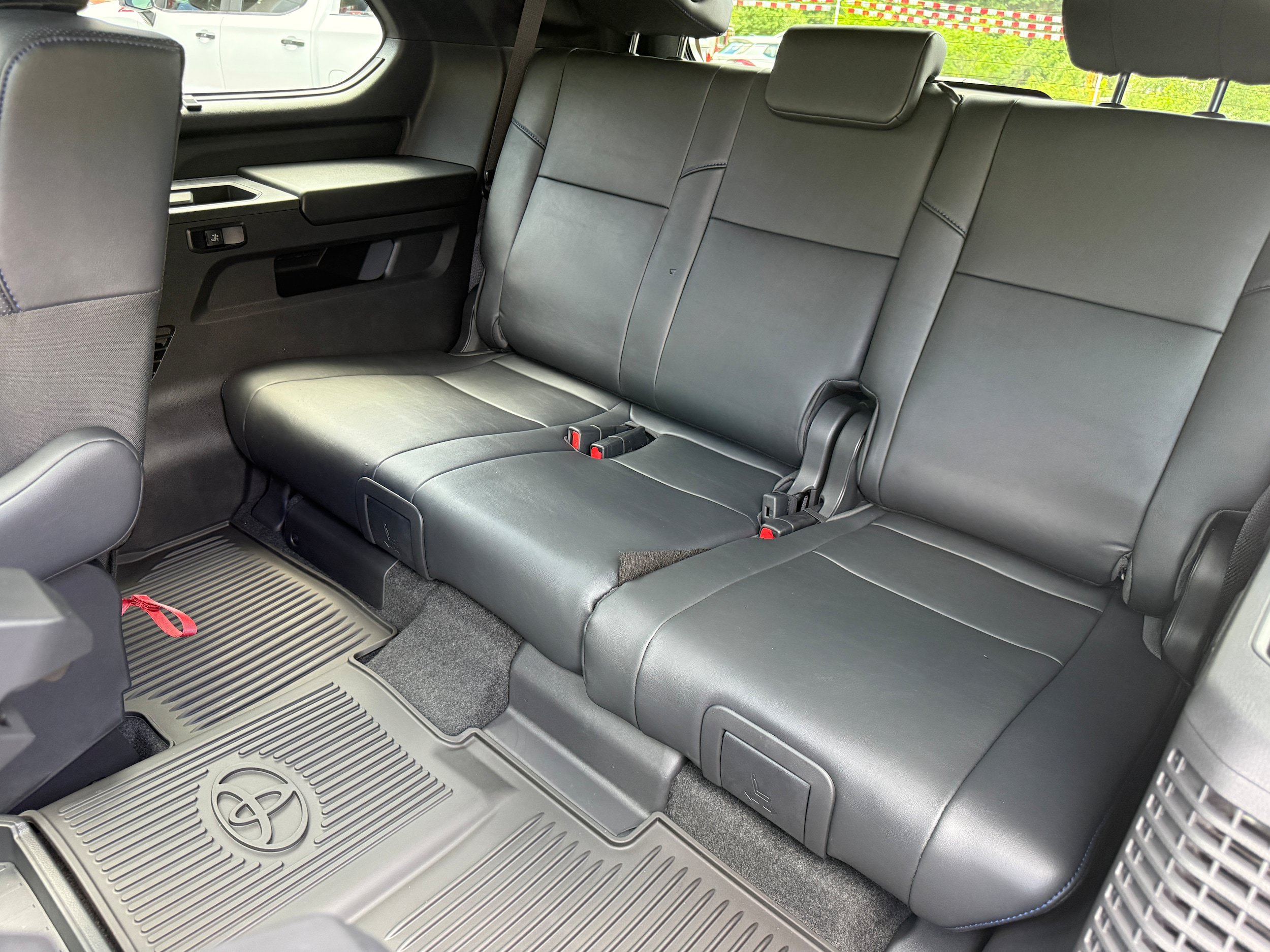 New 2026 Toyota Sequoia Platinum AWD/4WD image 12