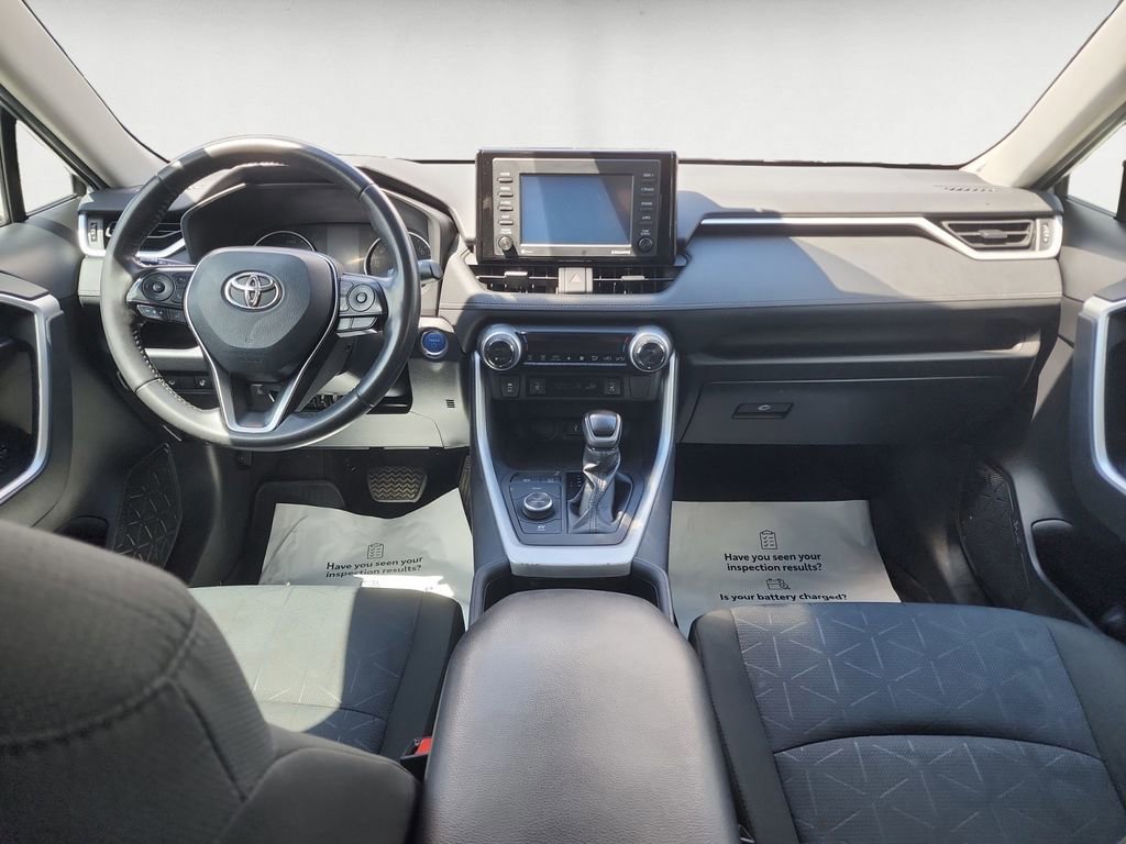 Used 2022 Toyota RAV4 XLE w/ XLE Grade Weather Package AWD/4WD image 11