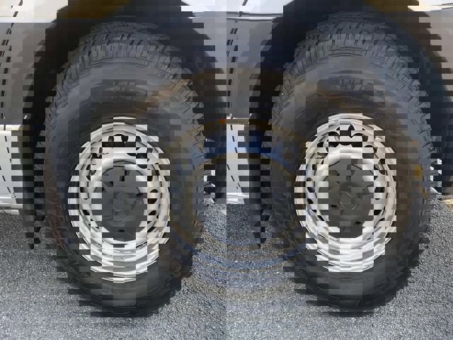 Used 2024 Mercedes-Benz Sprinter 2500 image 13