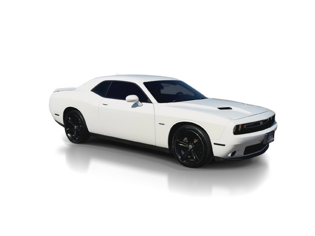 Used 2018 Dodge Challenger R/T w/ Sound Group RWD image 2