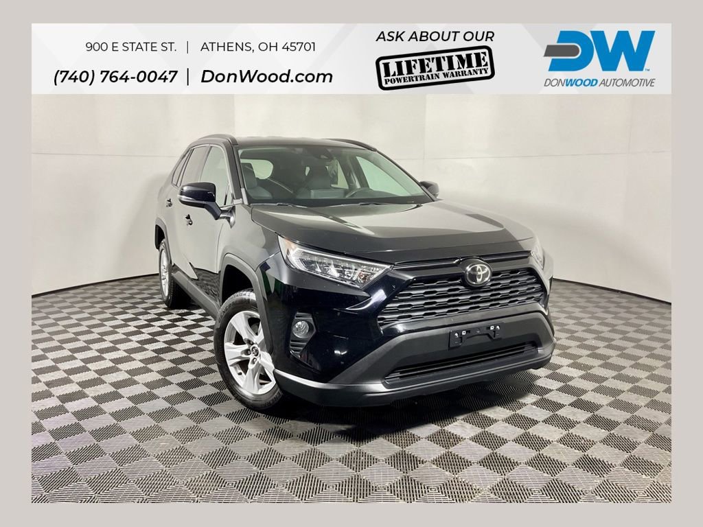 Used 2021 Toyota RAV4 XLE image 1