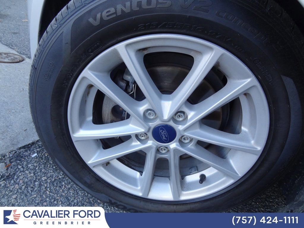 Certified 2018 Ford Focus SE image 26