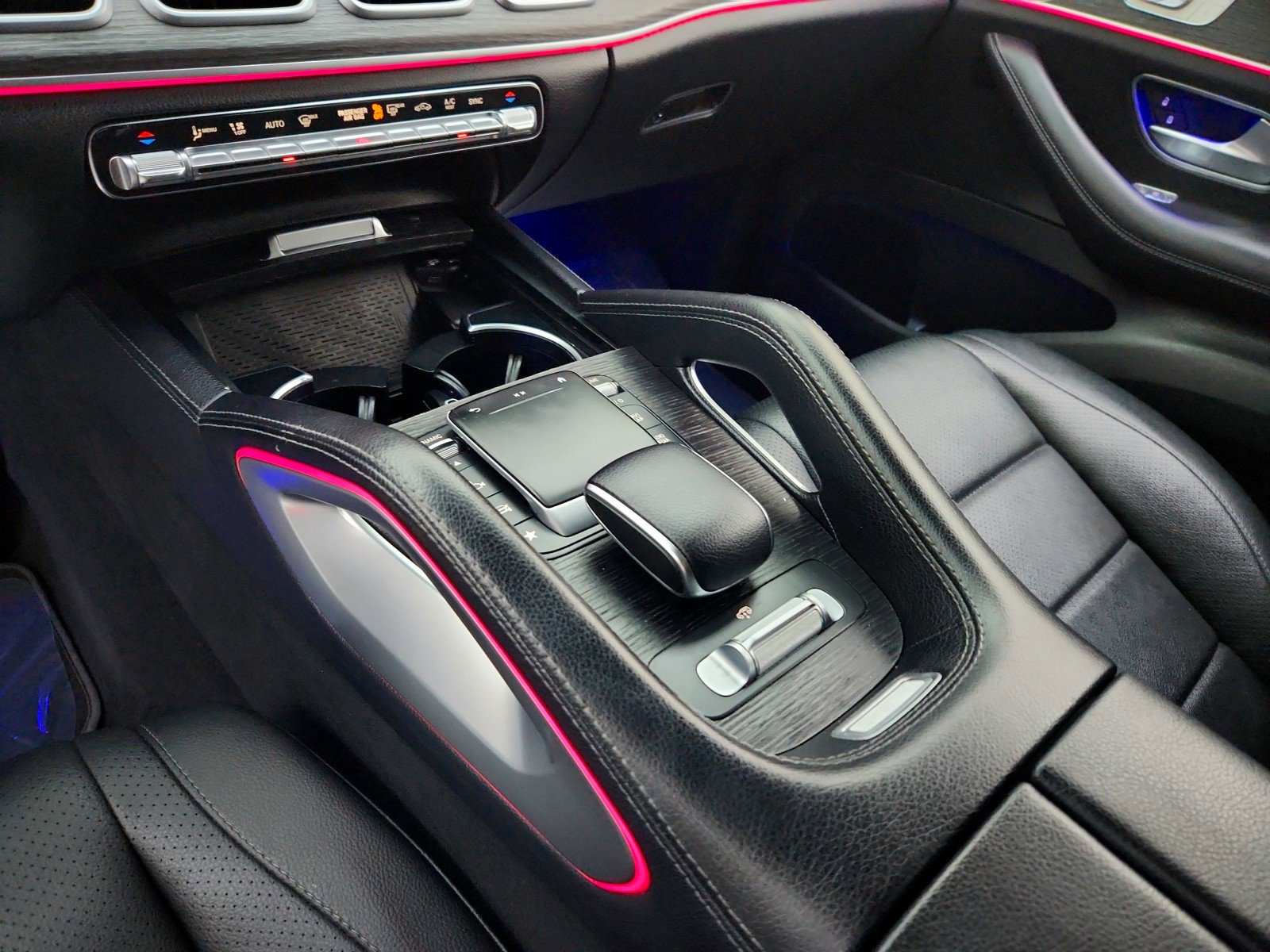 Used 2021 Mercedes-Benz GLS 450 4MATIC image 22