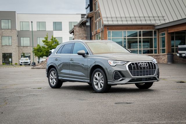 Used 2025 Audi Q3 2.0T Premium AWD/4WD image 1
