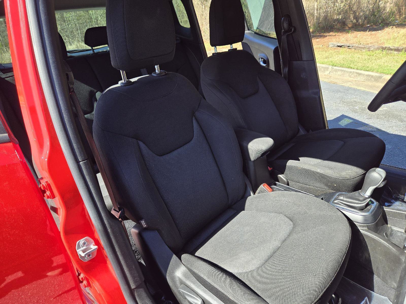 Used 2020 Jeep Renegade Sport image 23