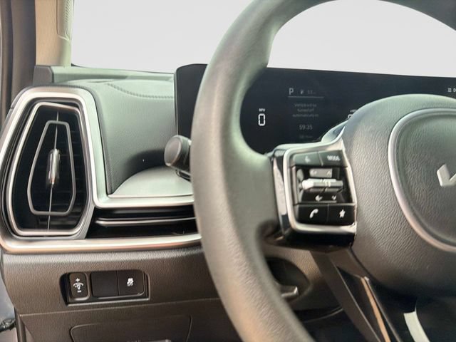 Used 2024 Kia Sorento LX FWD image 29
