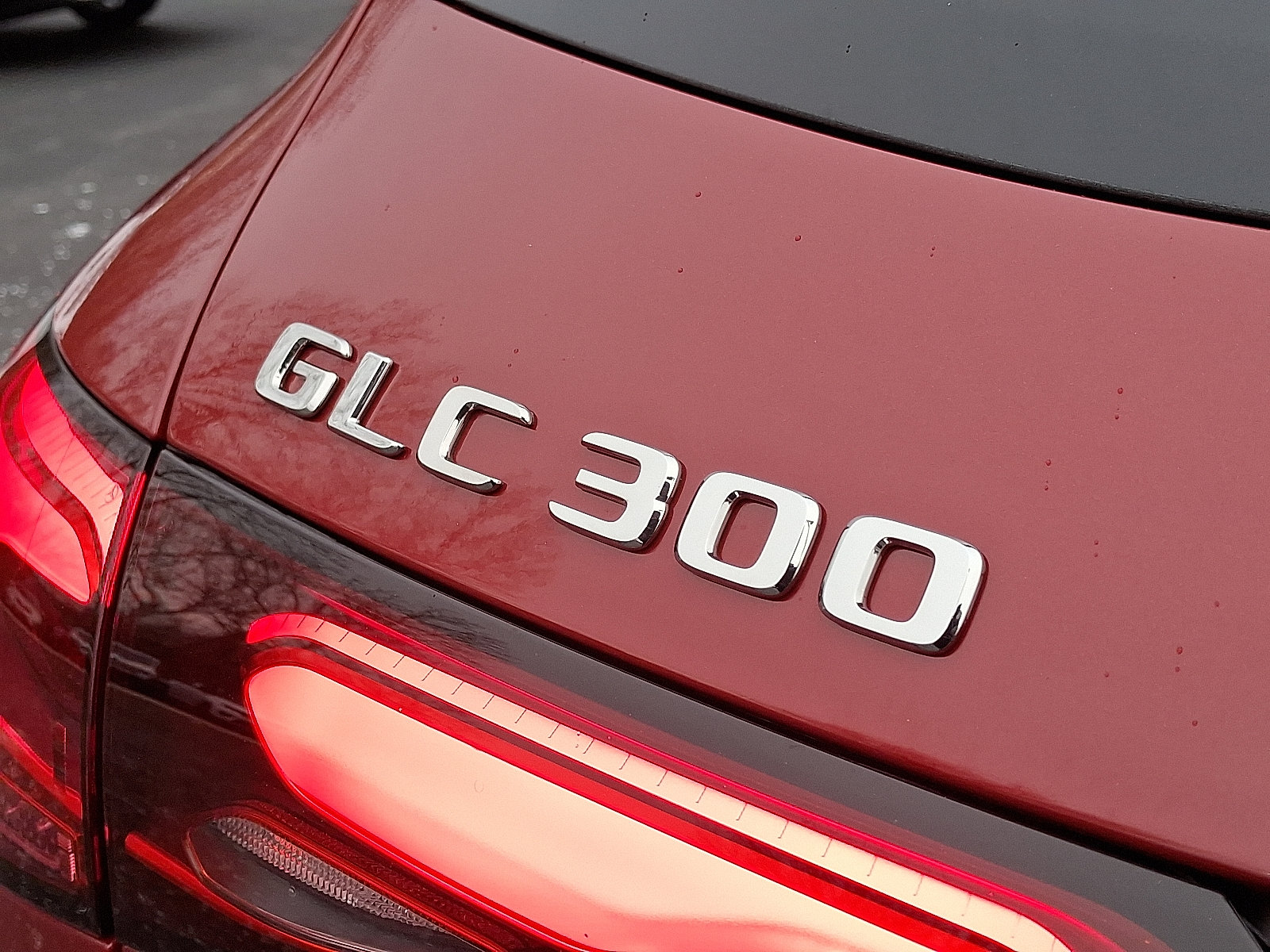 Used 2026 Mercedes-Benz GLC 300 4MATIC image 23