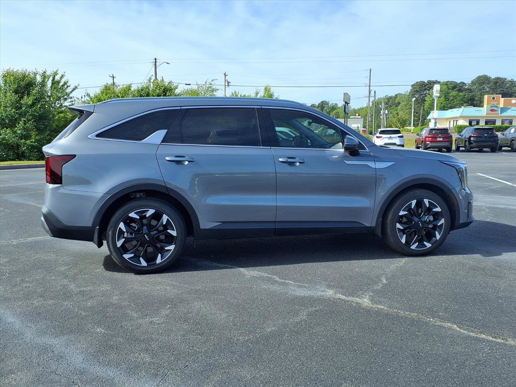 Used 2024 Kia Sorento EX image 19