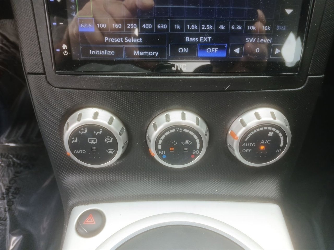 Used 2006 Nissan 350Z Enthusiast w/ (N93) Cargo Convenience Pkg image 46