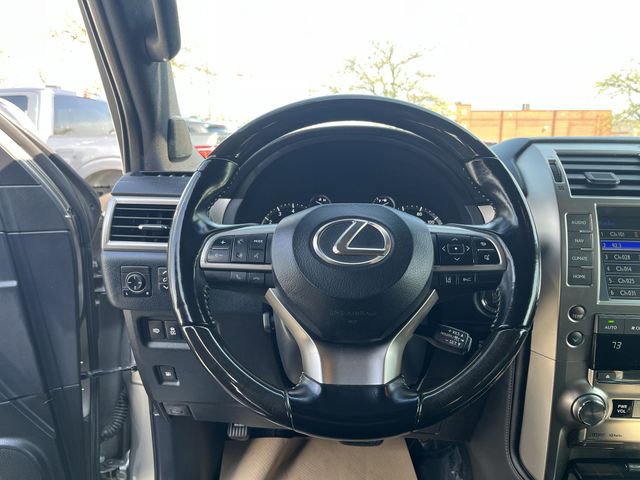 Used 2020 Lexus GX 460 Premium w/ Premium Package AWD/4WD image 13