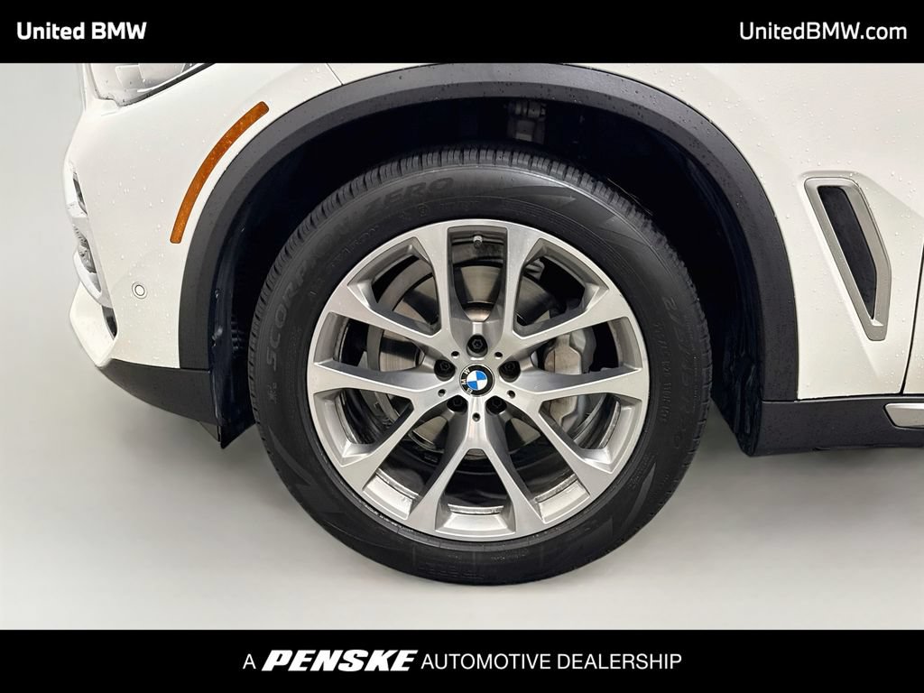 Used 2022 BMW X5 xDrive40i w/ Premium Package AWD/4WD image 9