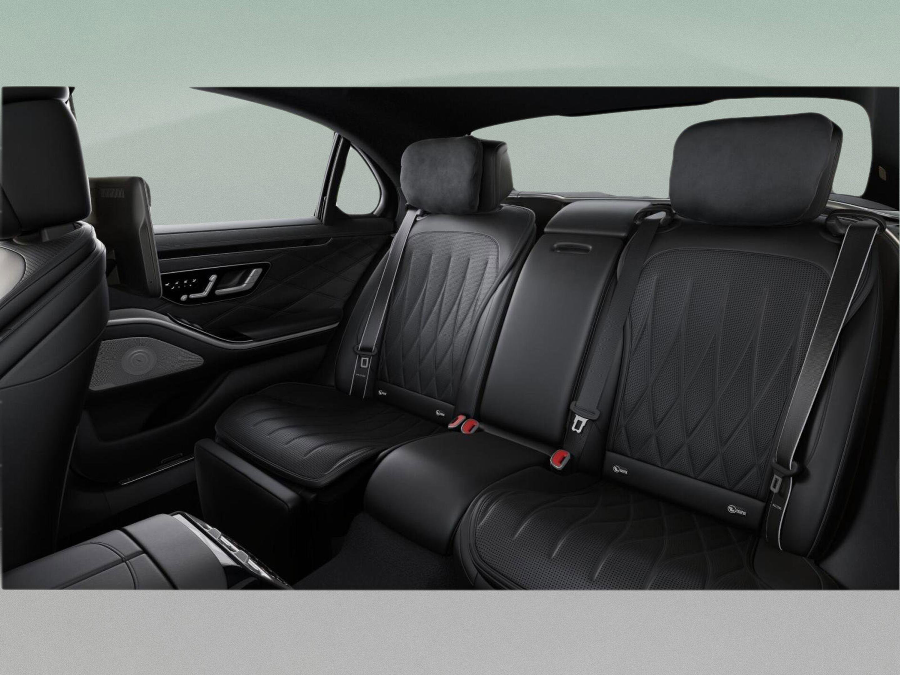 Used 2025 Mercedes-Benz S 63 AMG S image 43