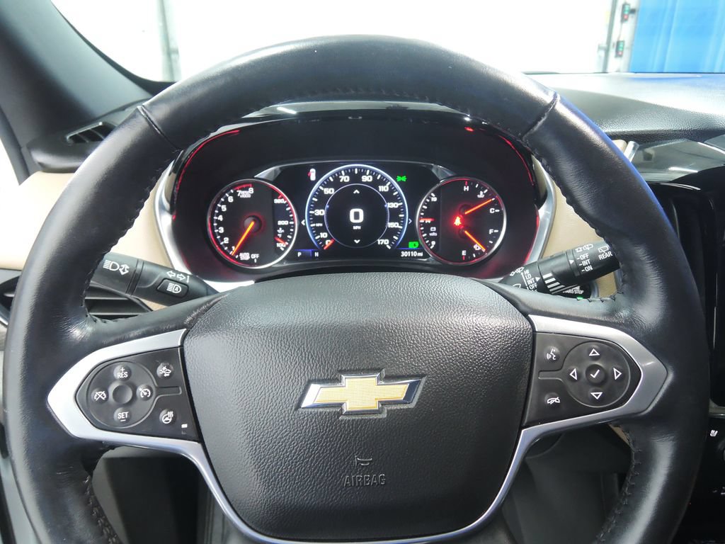 Used 2022 Chevrolet Traverse Premier AWD/4WD image 13