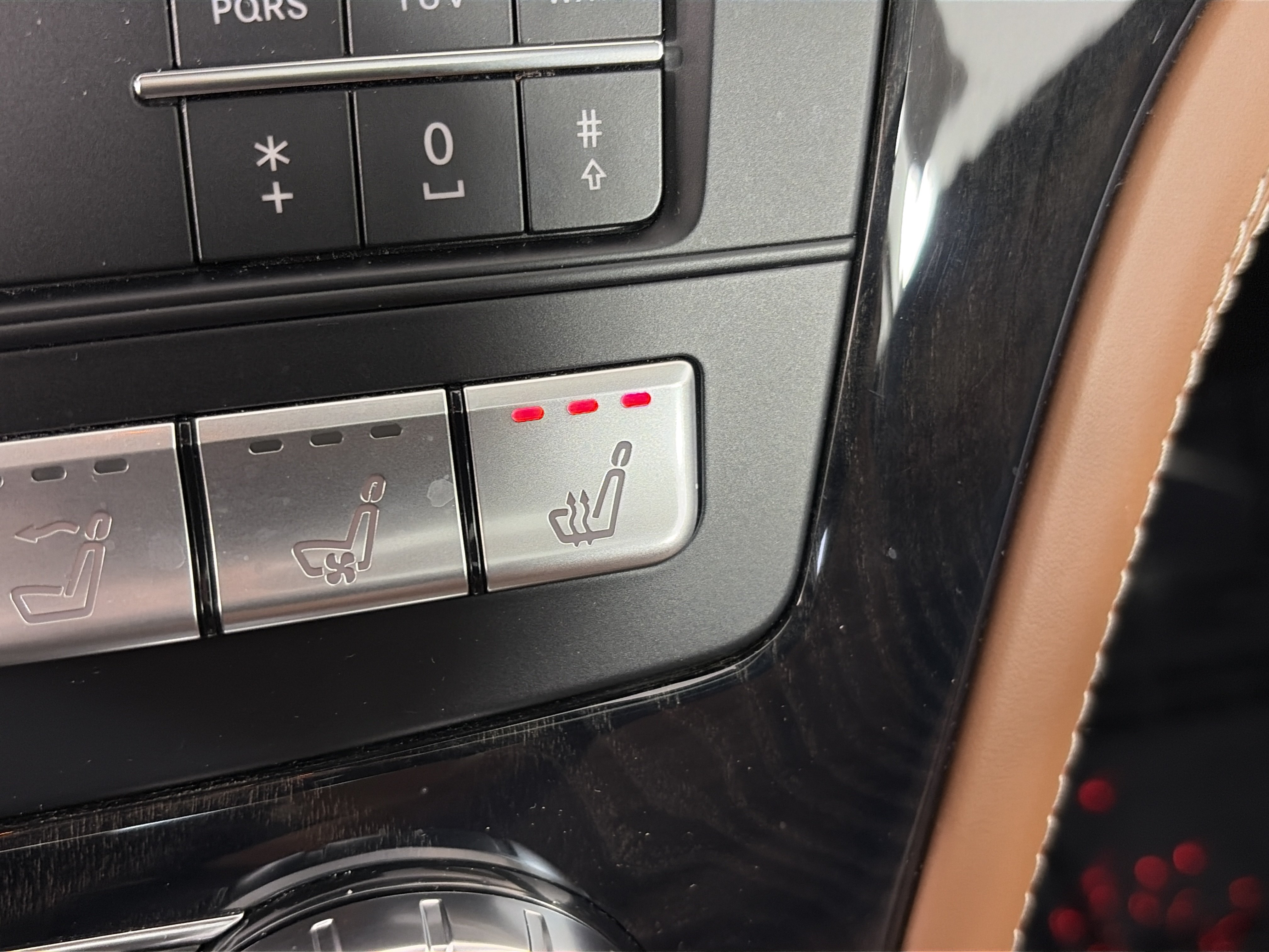 Used 2020 Mercedes-Benz SL 550 image 22