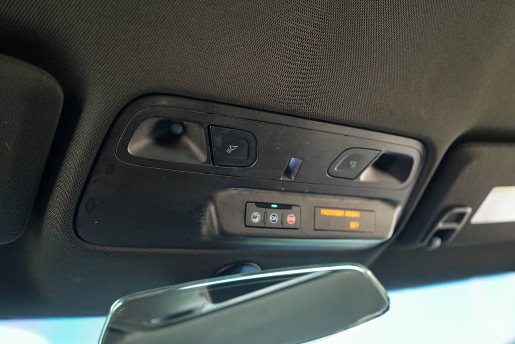 Used 2019 Chevrolet Camaro LT image 31