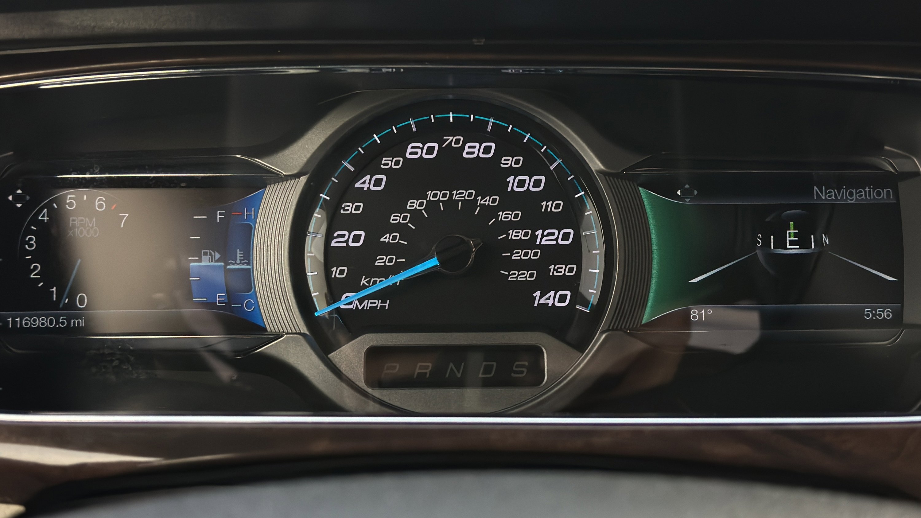 Used 2015 Ford Taurus Limited FWD image 14