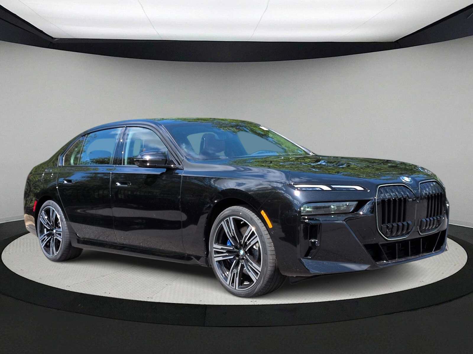 New 2026 BMW 760i xDrive AWD/4WD image 2