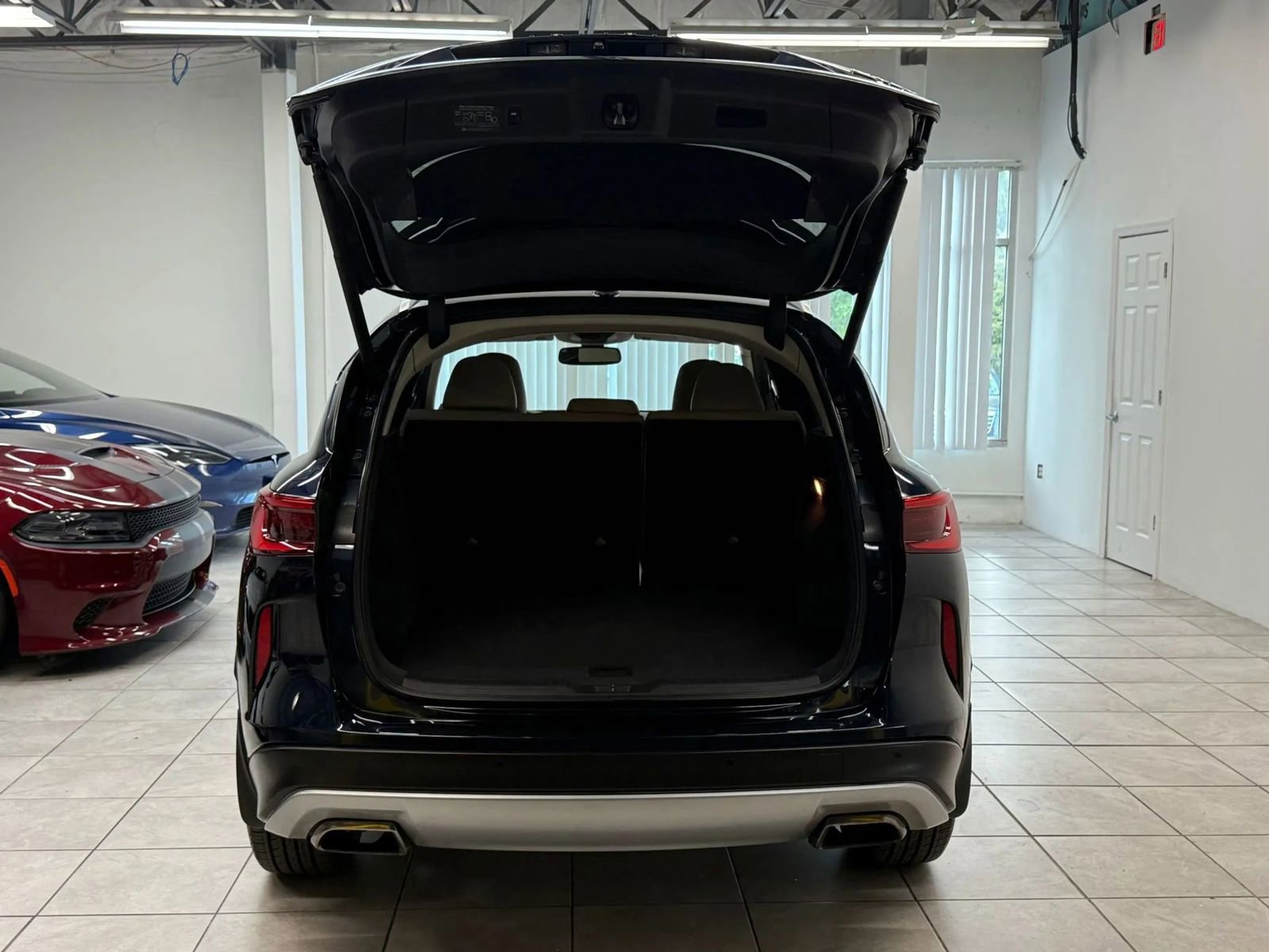 Used 2019 INFINITI QX50 Essential w/ Proassist Package image 15