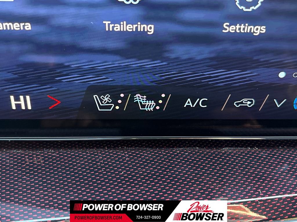 New 2026 Chevrolet Traverse RS image 10