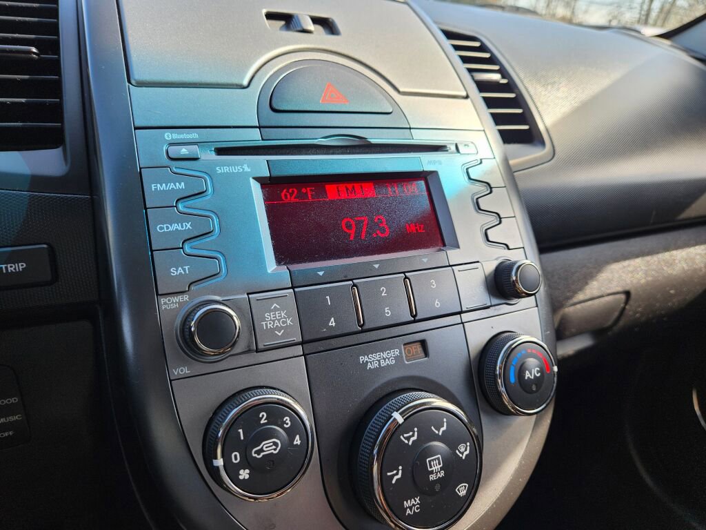 Used 2013 Honda Fit image 51