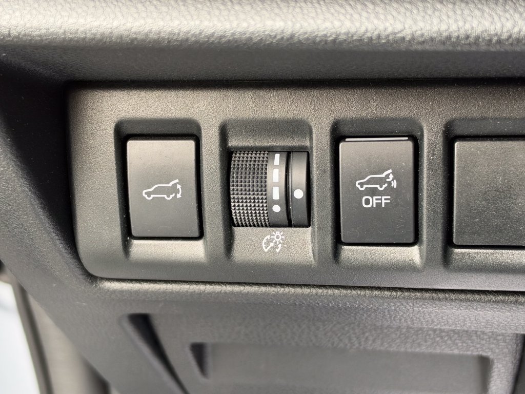 Used 2024 Subaru Outback Premium AWD/4WD image 30