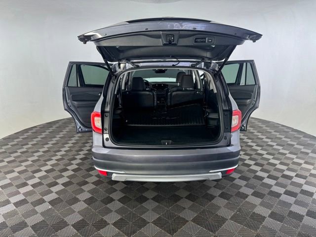 Used 2020 Honda Pilot Elite image 16