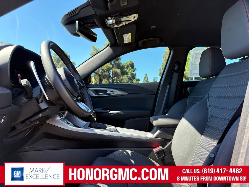 Used 2024 Dodge Hornet R/T image 11