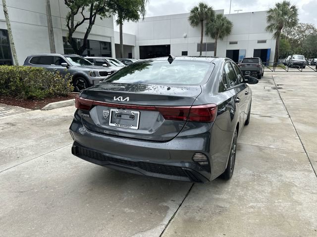 Used 2024 Kia Forte LXS FWD image 31