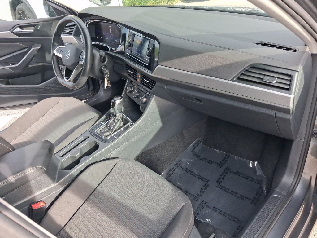 Certified 2024 Volkswagen Jetta S FWD image 20