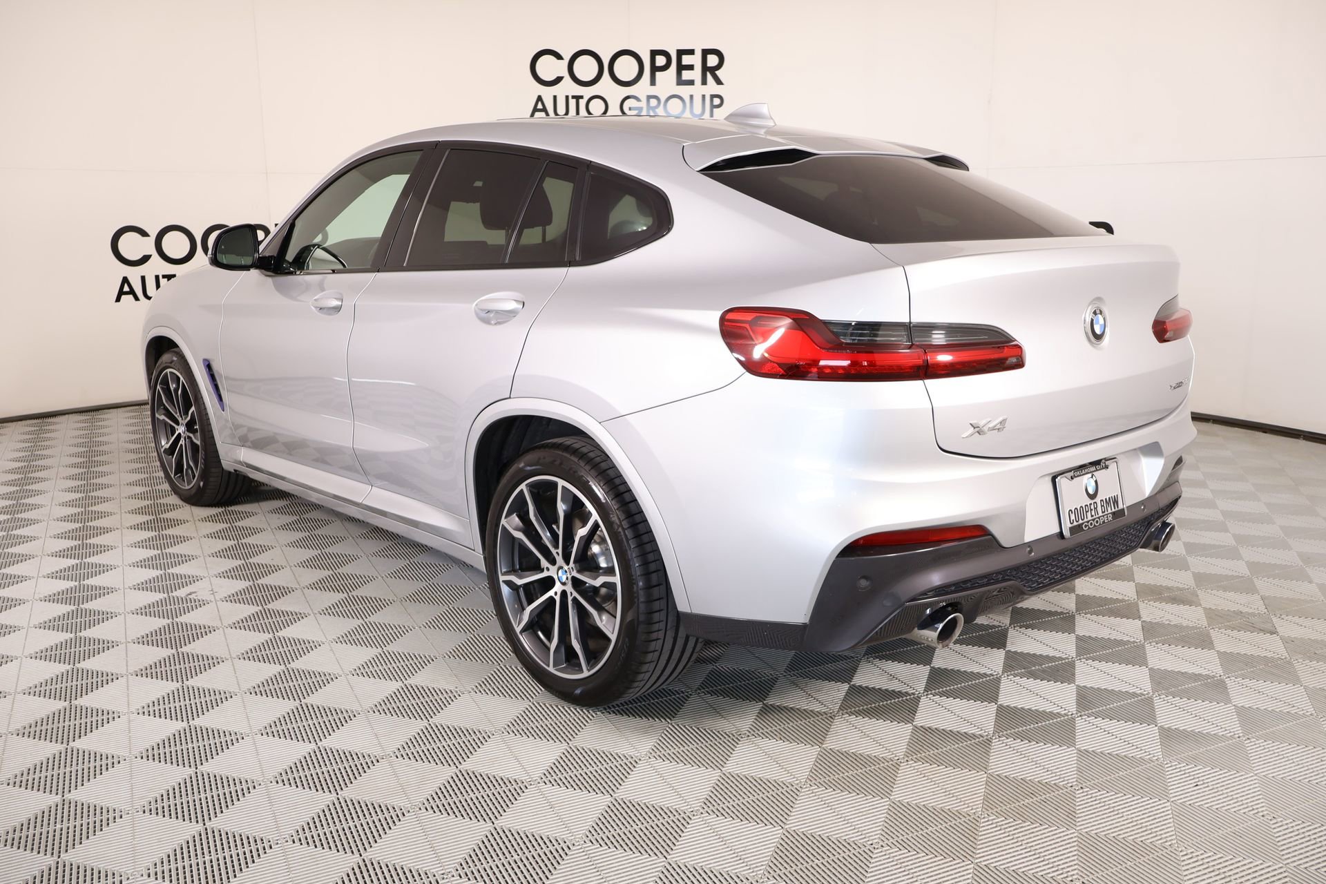 Used 2019 BMW X4 xDrive30i w/ M Sport Package 2 image 24