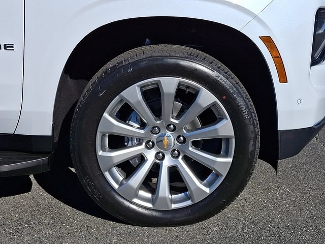 New 2026 Chevrolet Tahoe Premier w/ Sun And Tow Package AWD/4WD image 6