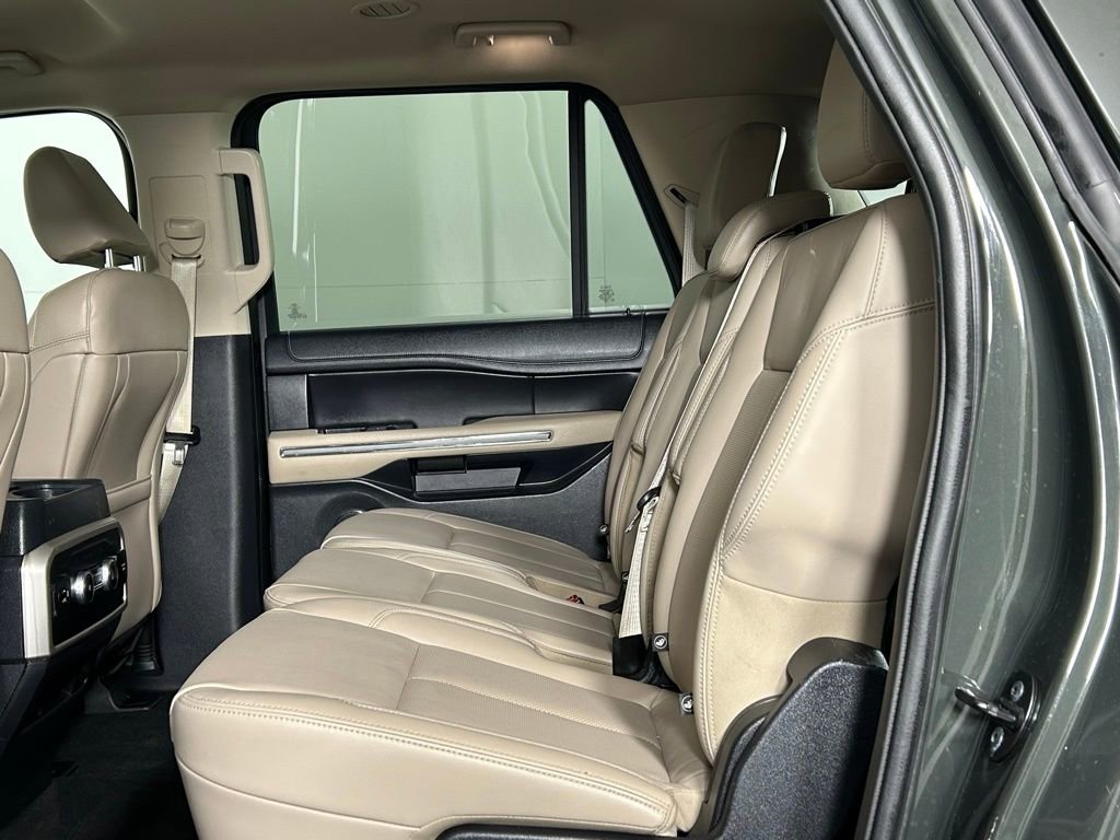 Used 2022 Ford Expedition Max XLT AWD/4WD image 19