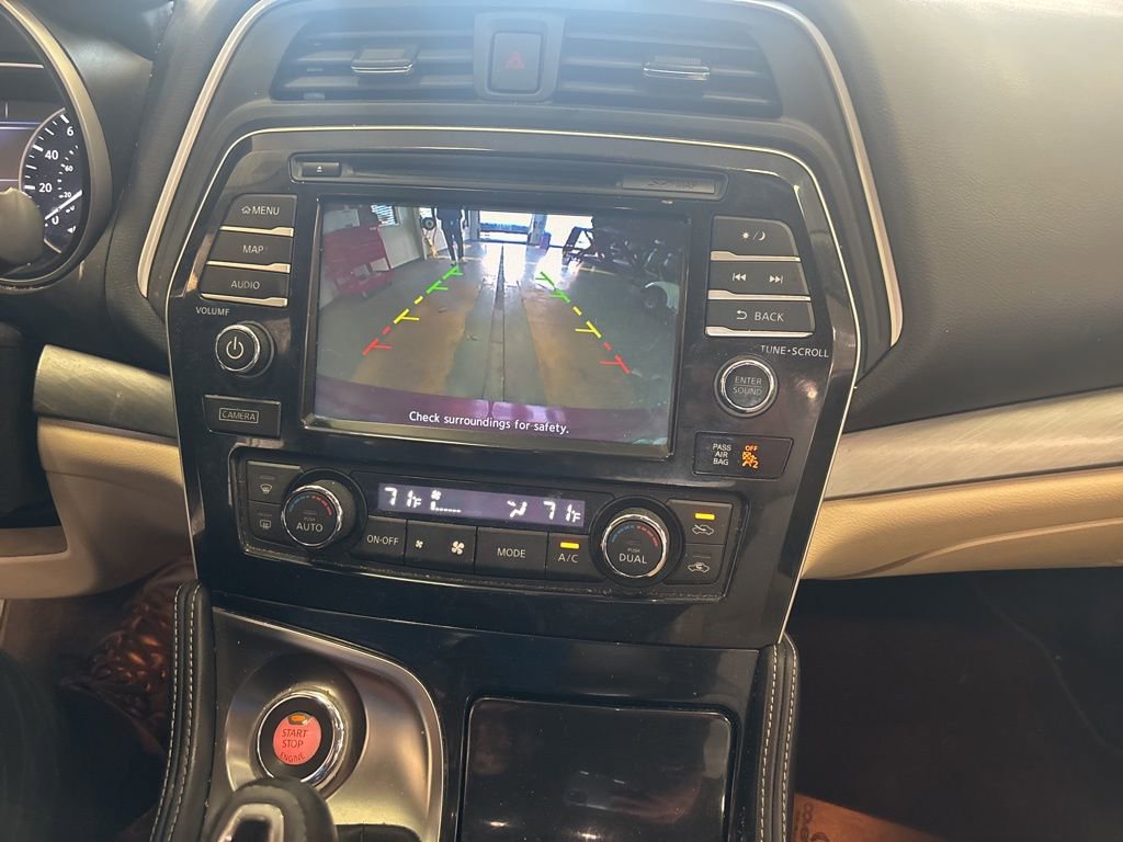 Used 2017 Nissan Maxima 3.5 SL image 3