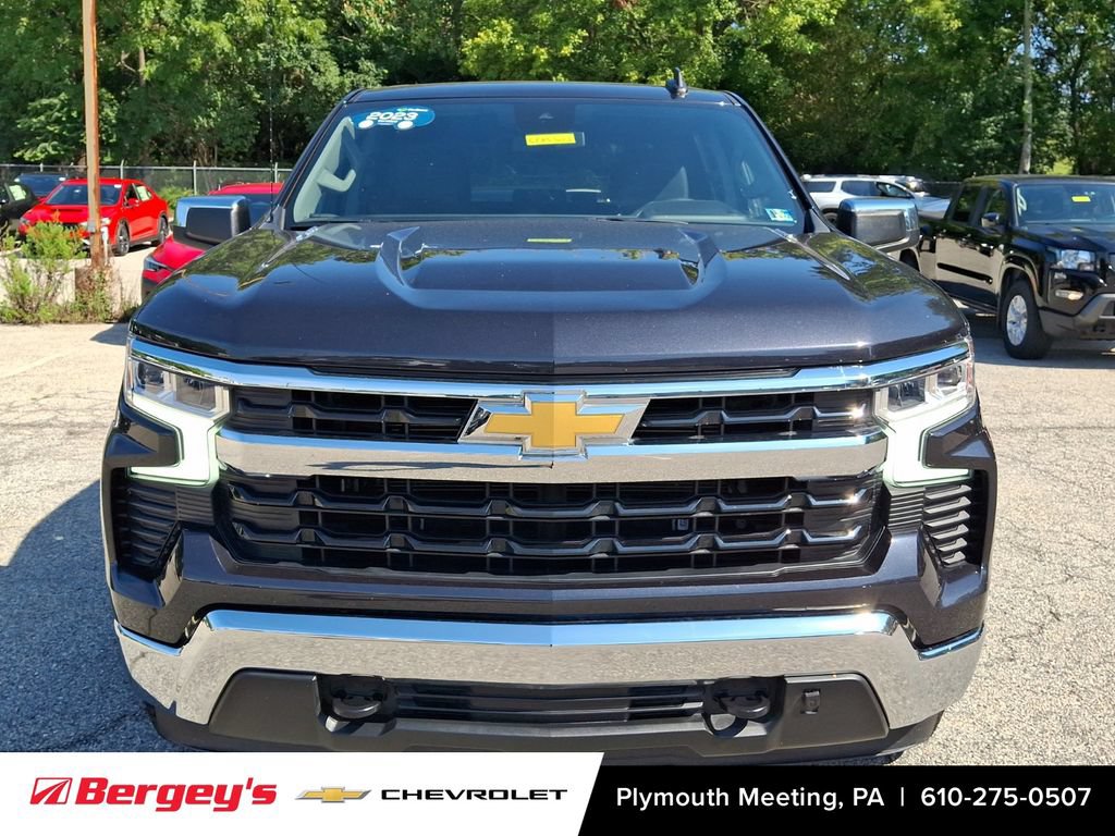 Certified 2023 Chevrolet Silverado 1500 LT w/ Z71 Off-Road Package AWD/4WD image 3