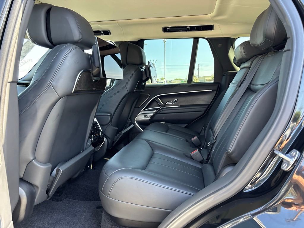 Used 2023 Land Rover Range Rover First Edition image 26