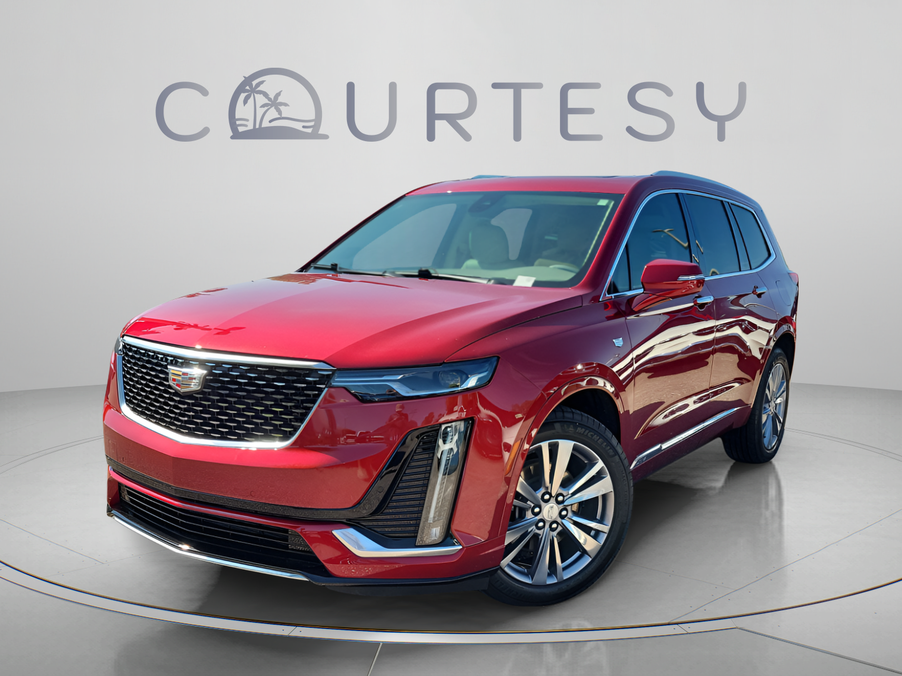 Used 2024 Cadillac XT6 Premium Luxury FWD image 1