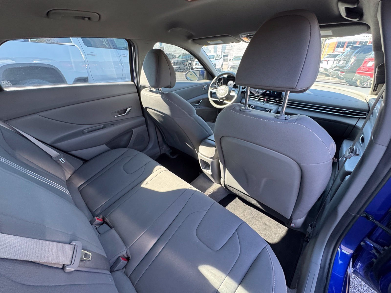 Used 2024 Hyundai Elantra SEL FWD image 30