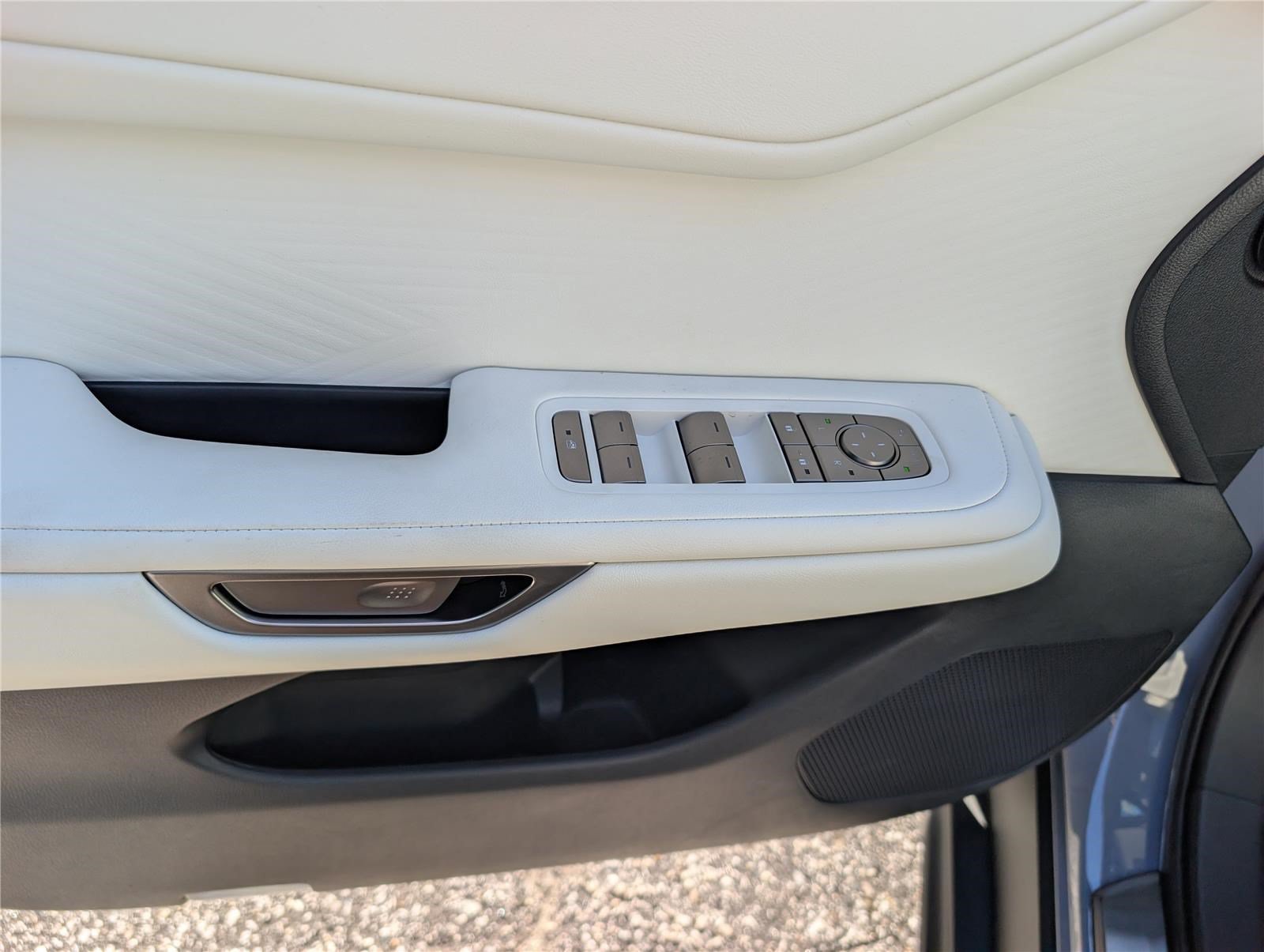 New 2026 Lexus ES 350h AWD w/ Convenience Package image 15