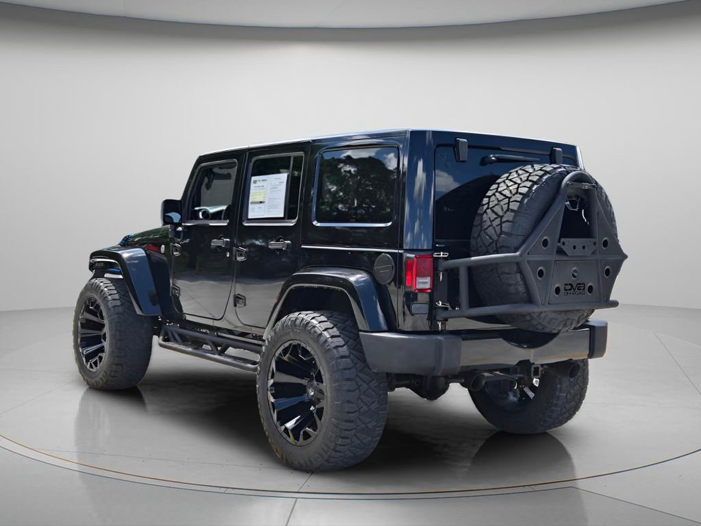 Used 2018 Jeep Wrangler Unlimited Sahara AWD/4WD image 8